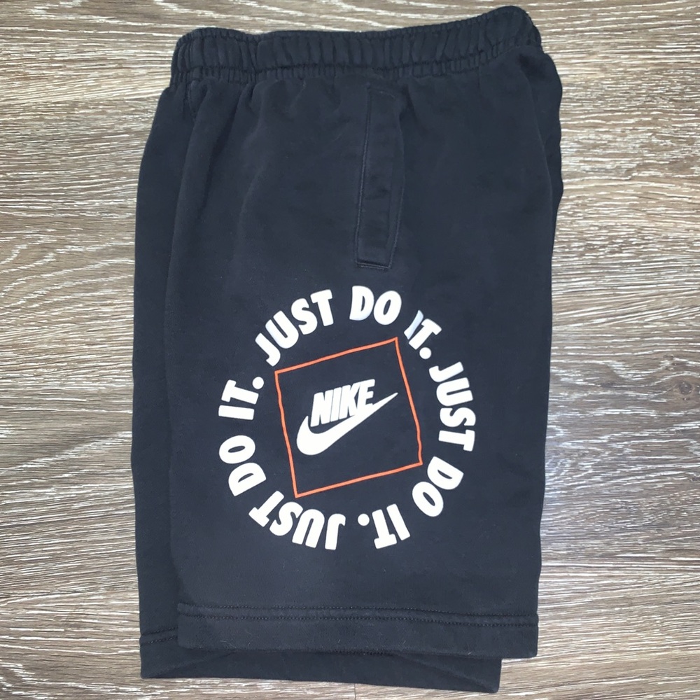 Nike Youth medium shorts very clean